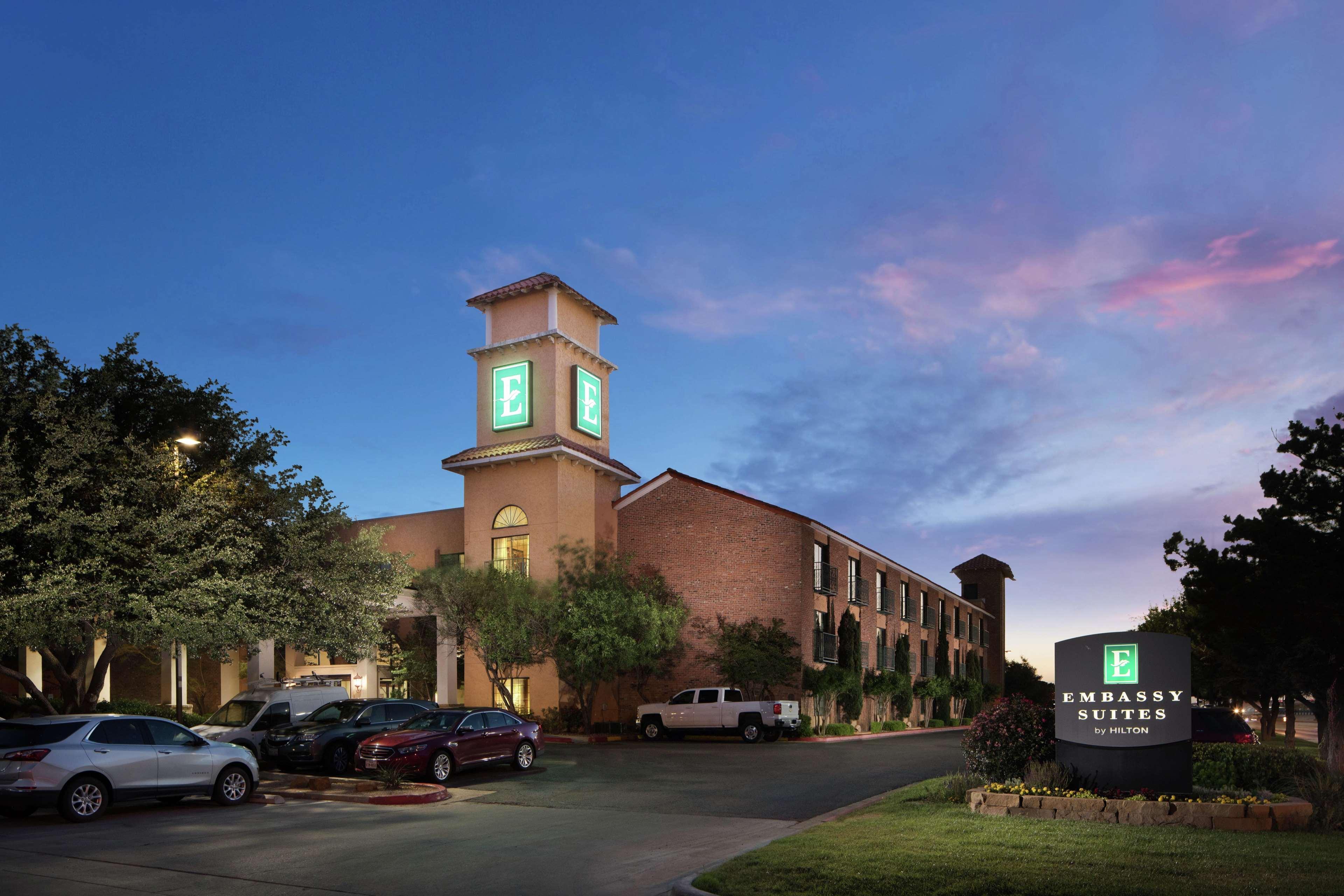 Embassy Suites Lubbock Extérieur photo